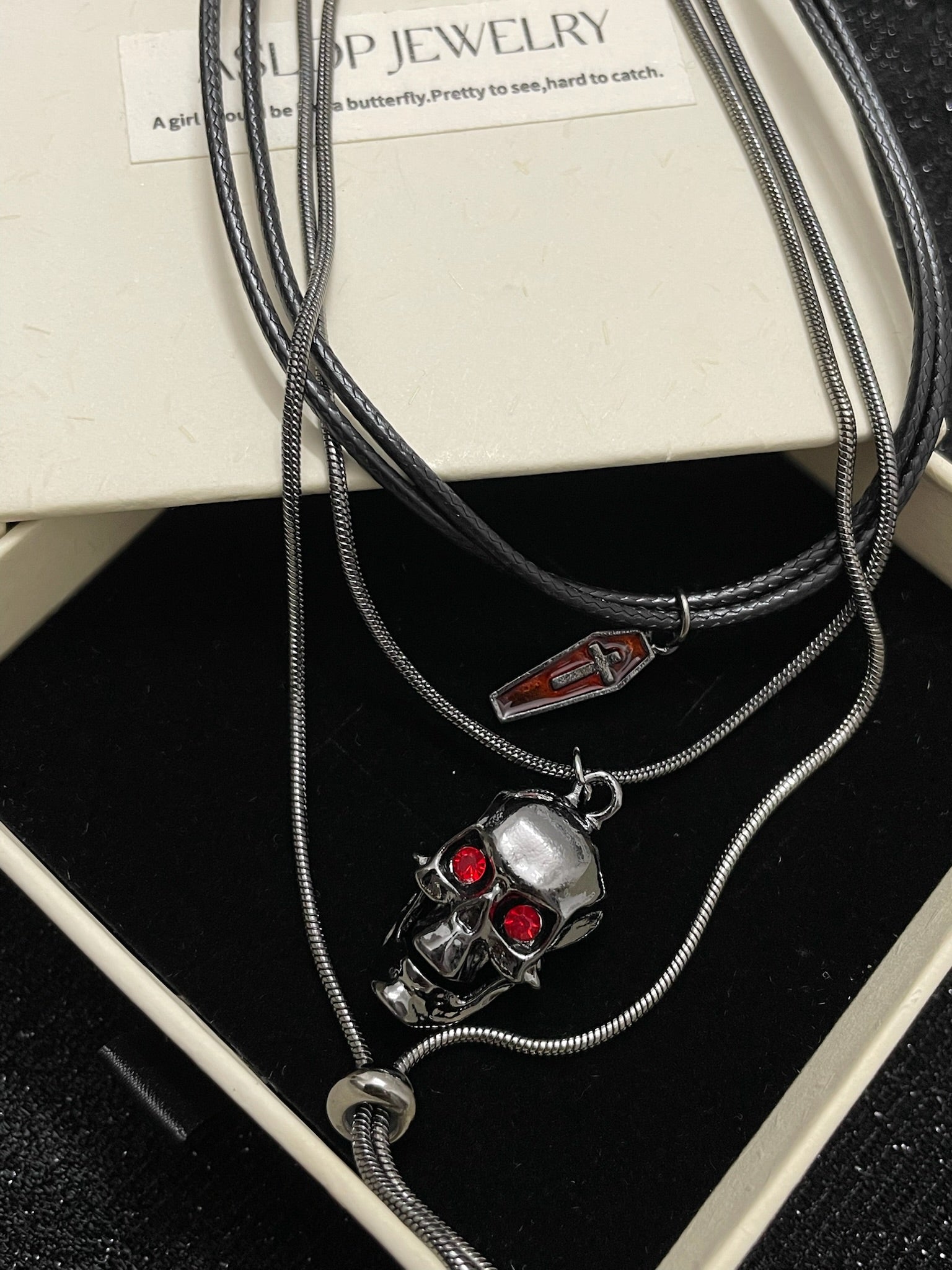 ASLOP TREASURE Skull & Coffin Charm Necklace – detail photo 6