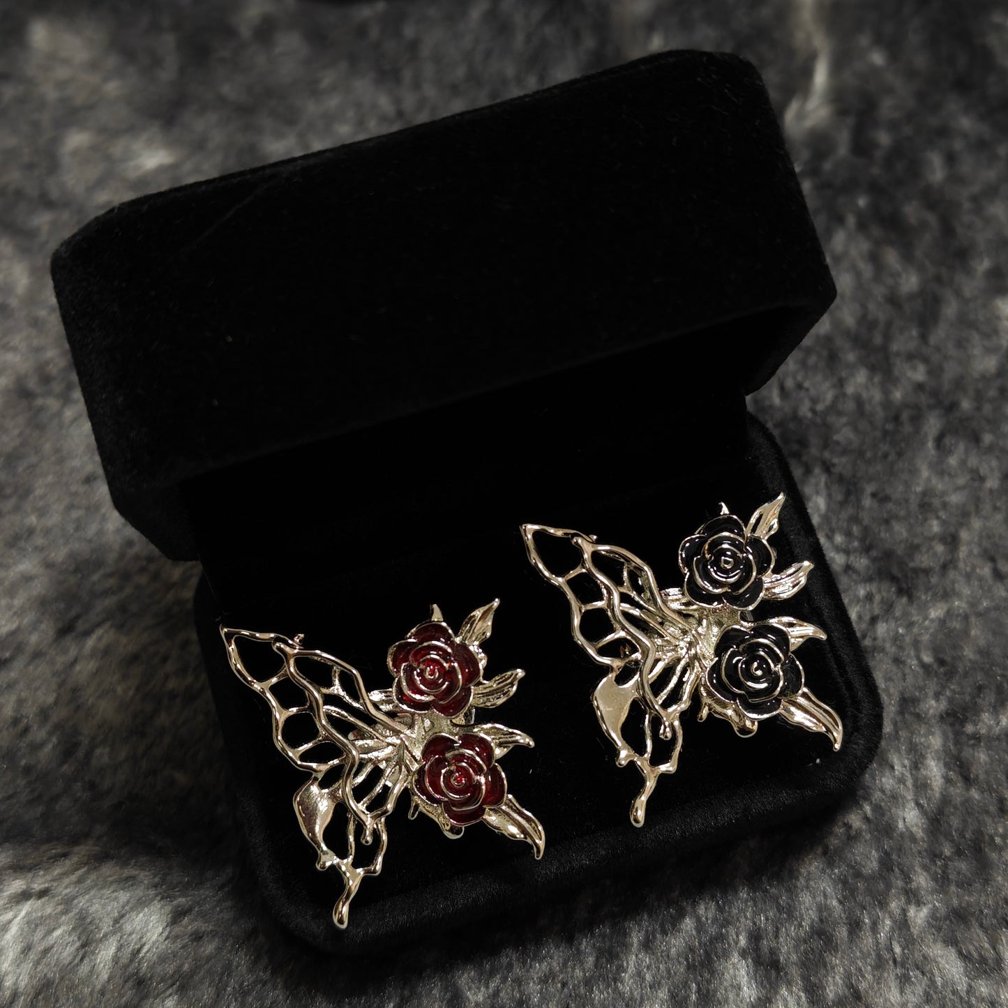 butterfly rose ring gothic dark aesthetic