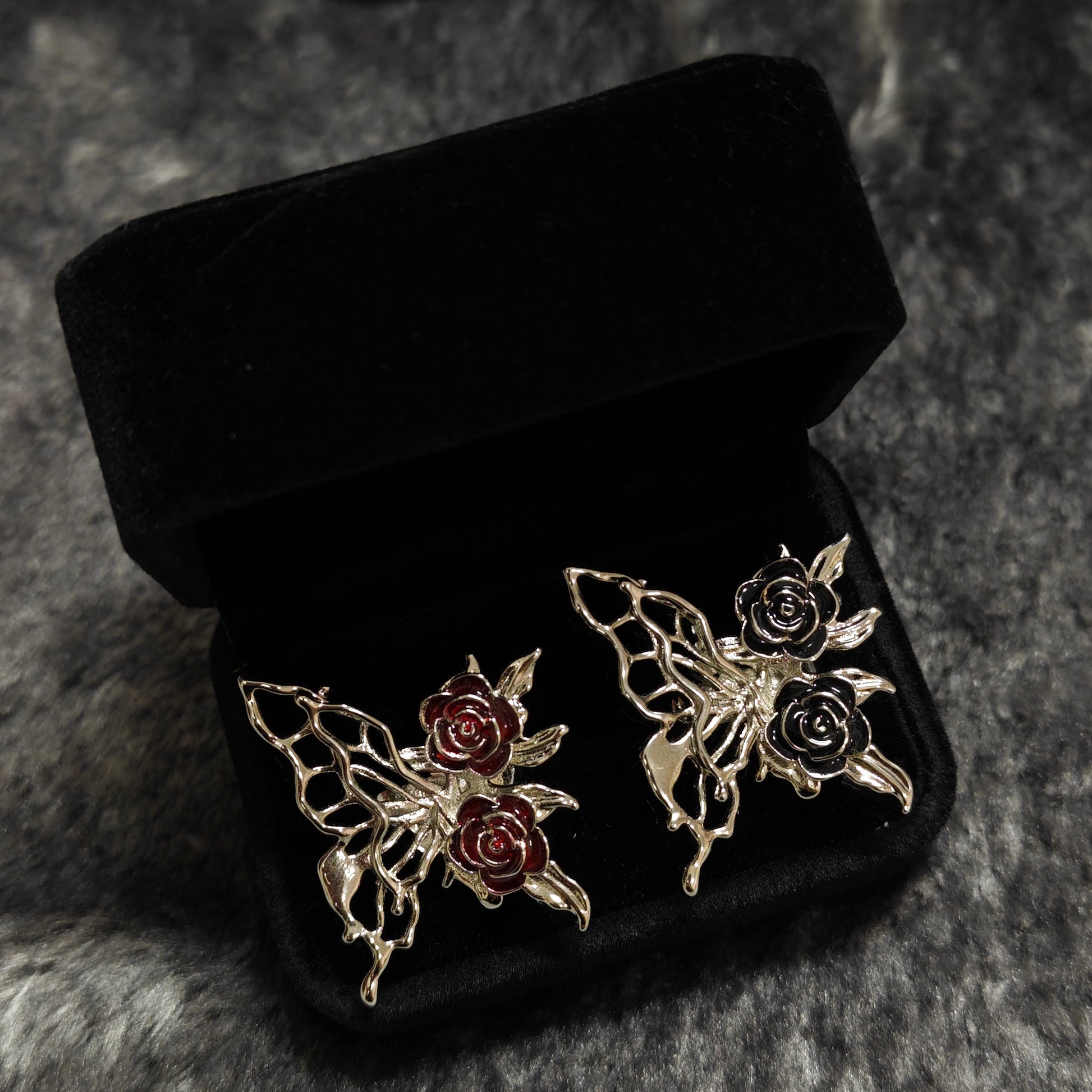 butterfly rose ring gothic dark aesthetic