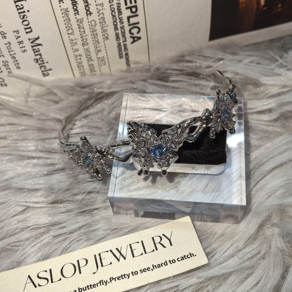 ark silver butterfly bracelet zirconia stones detail