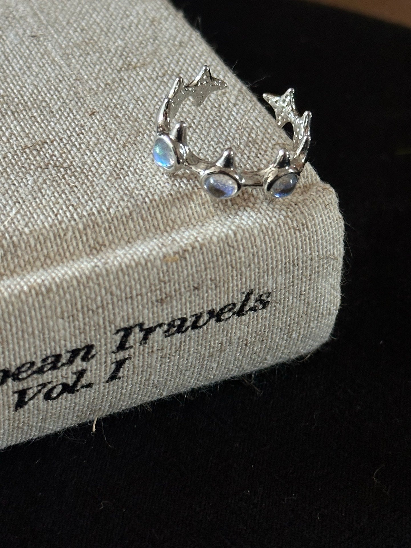 ASLOP TREASURE Cool Moon Stacking Ring – ring product photo