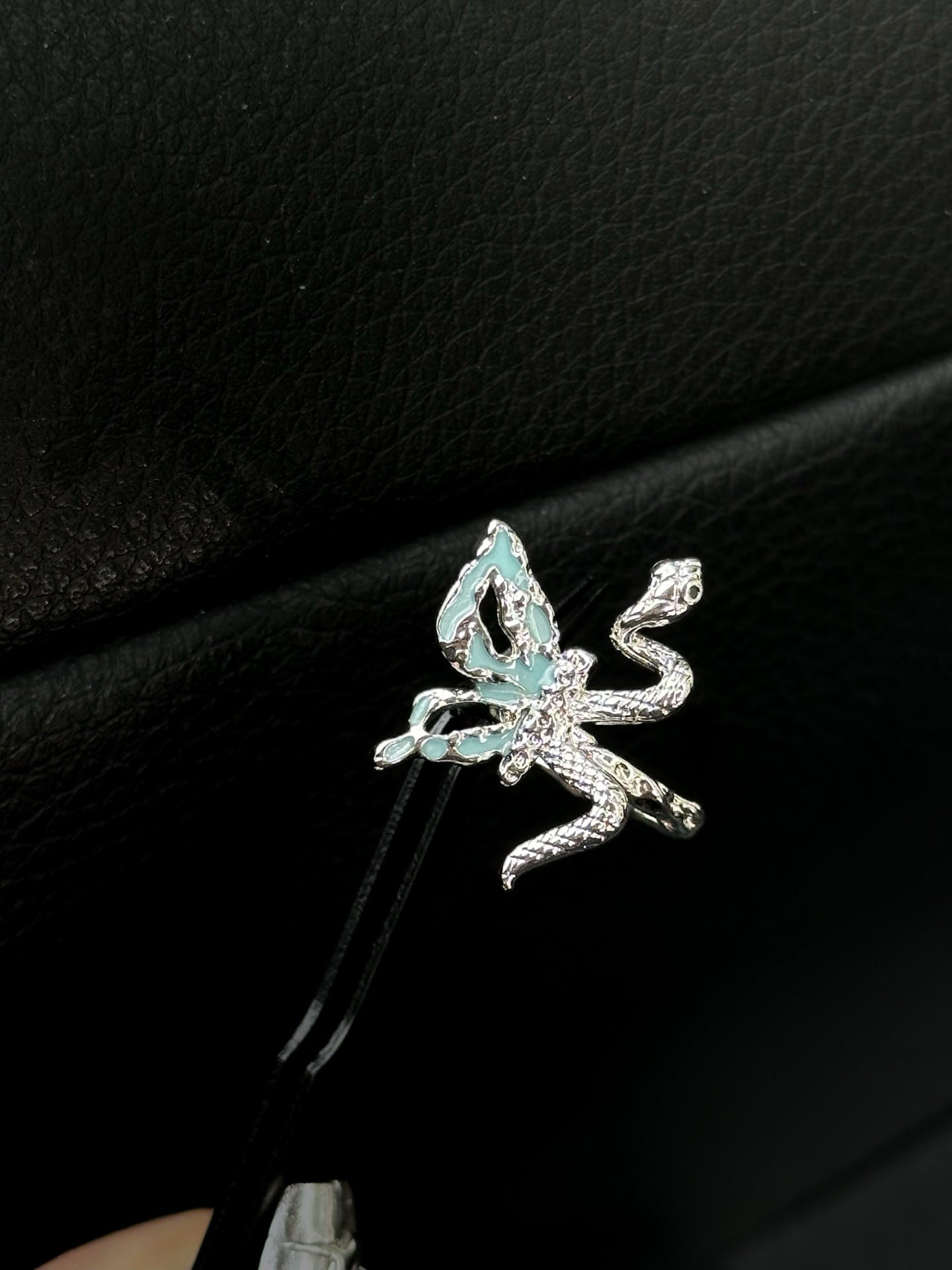 ASLOP TREASURE Blue Snake & Butterfly Ring – detail photo 2