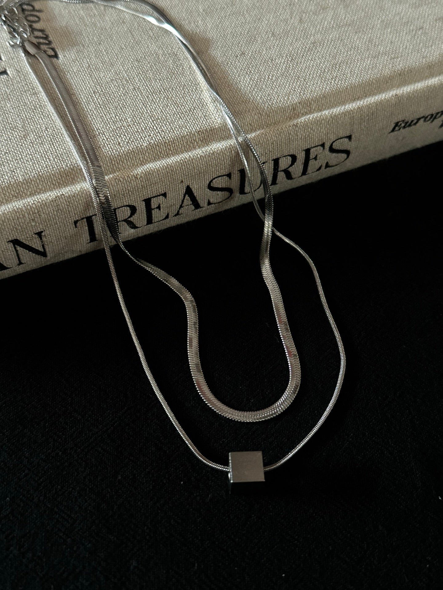 ASLOP TREASURE Layered Snake Chain Necklace – additional necklace product photo
