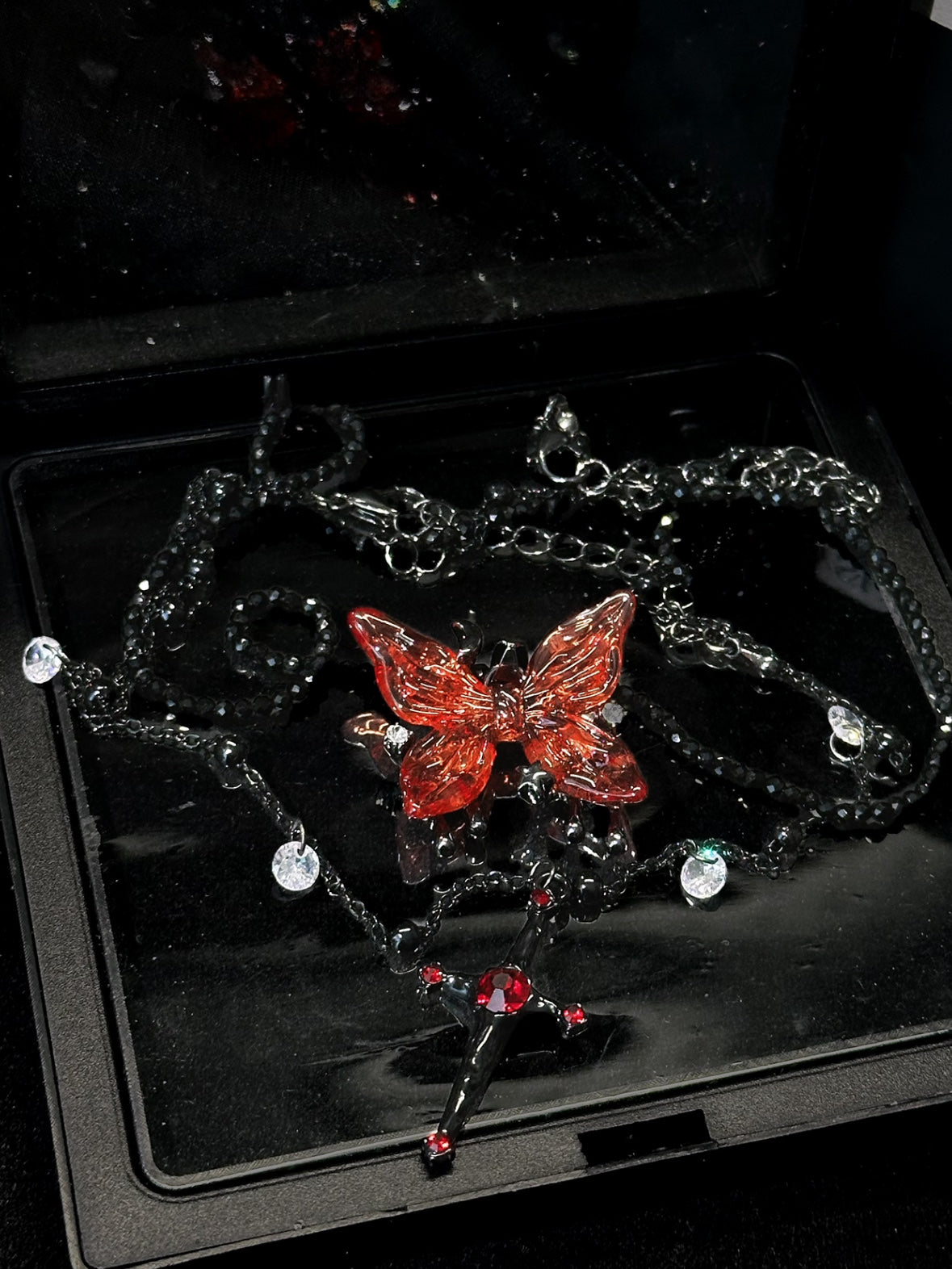 ASLOP TREASURE Gothic Butterfly & Cross Layered Necklace – detail photo 4