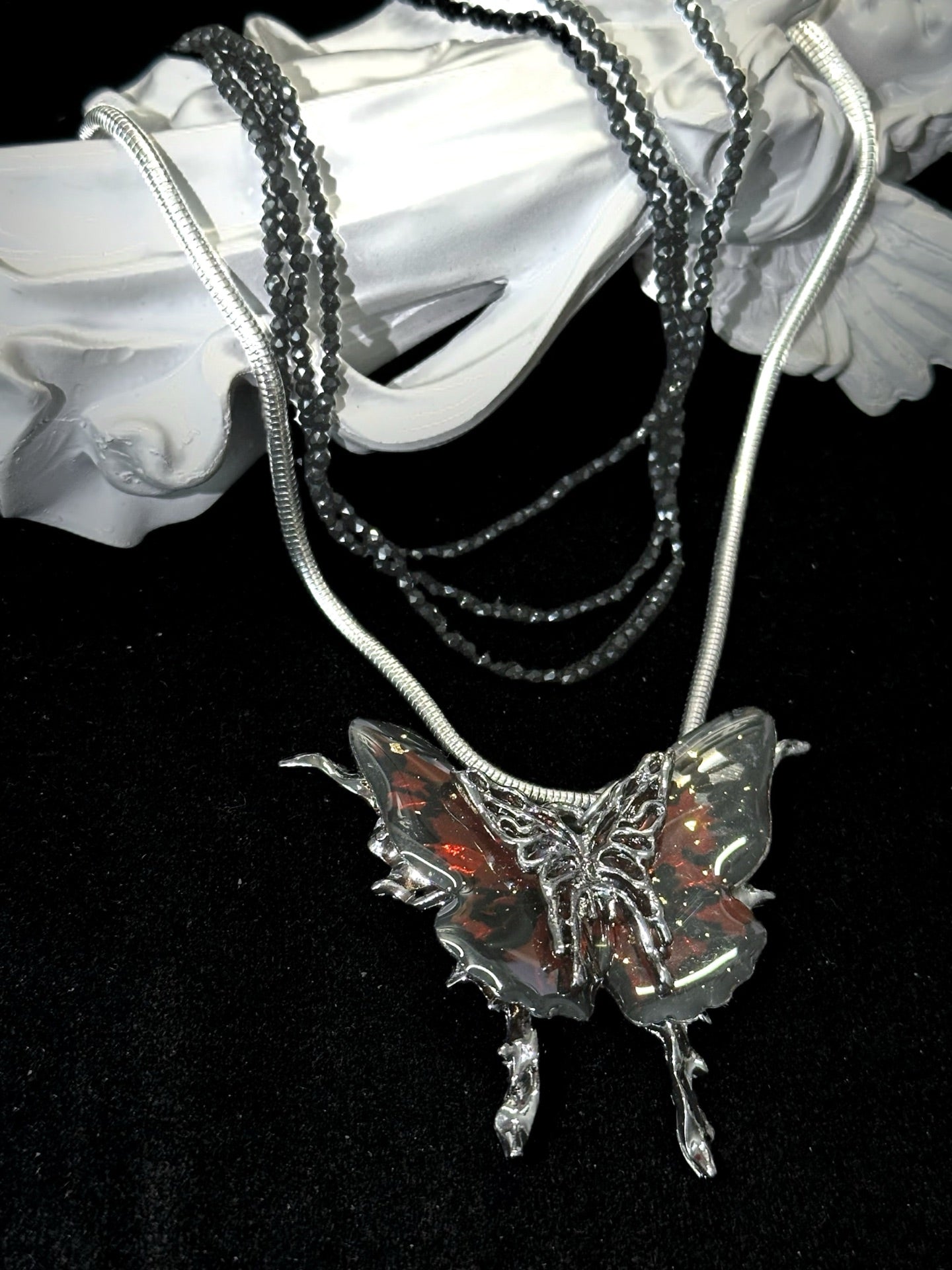 ASLOP TREASURE Blood Butterfly Long Necklace – necklace product photo
