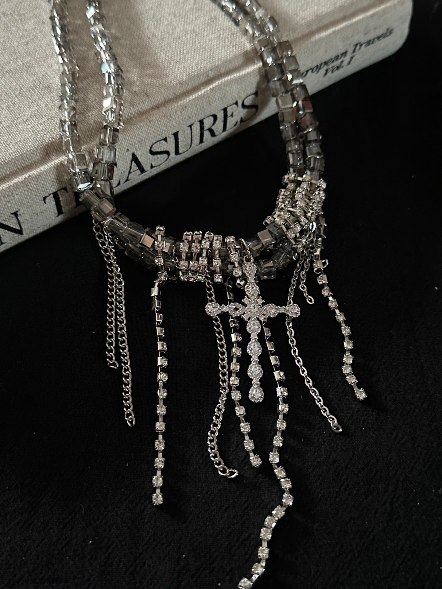 ASLOP TREASURE Starlight Tassel Choker – additional necklace product photo