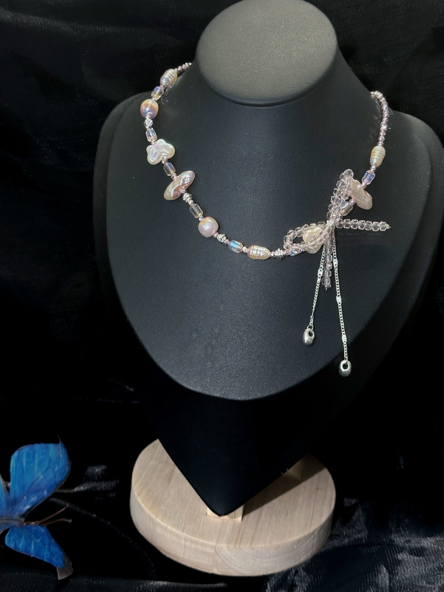 ASLOP TREASURE Pink Crystal Bow Necklace – detail photo 4
