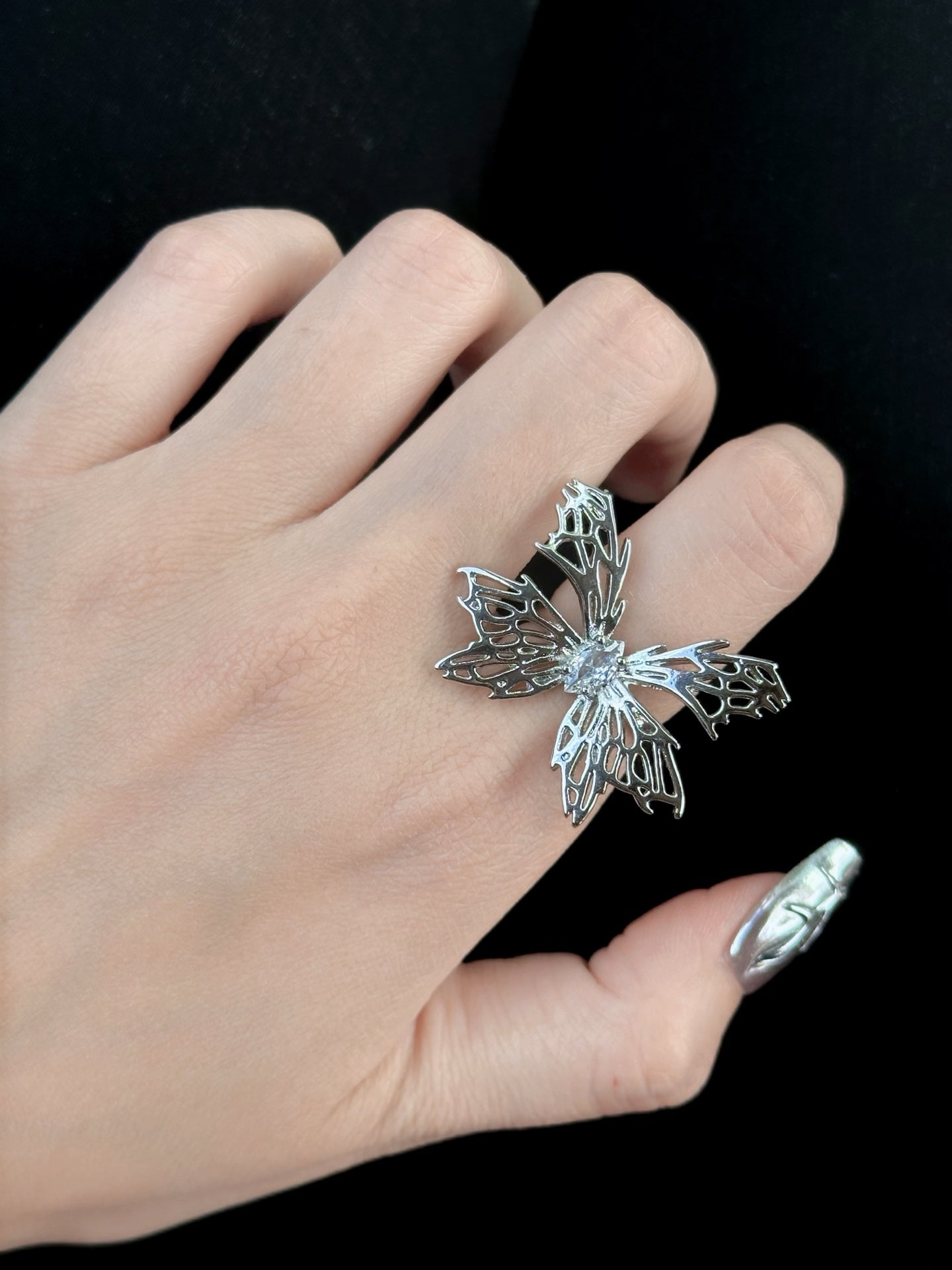 ASLOP TREASURE Hollow Butterfly Ring – additional ring product photo