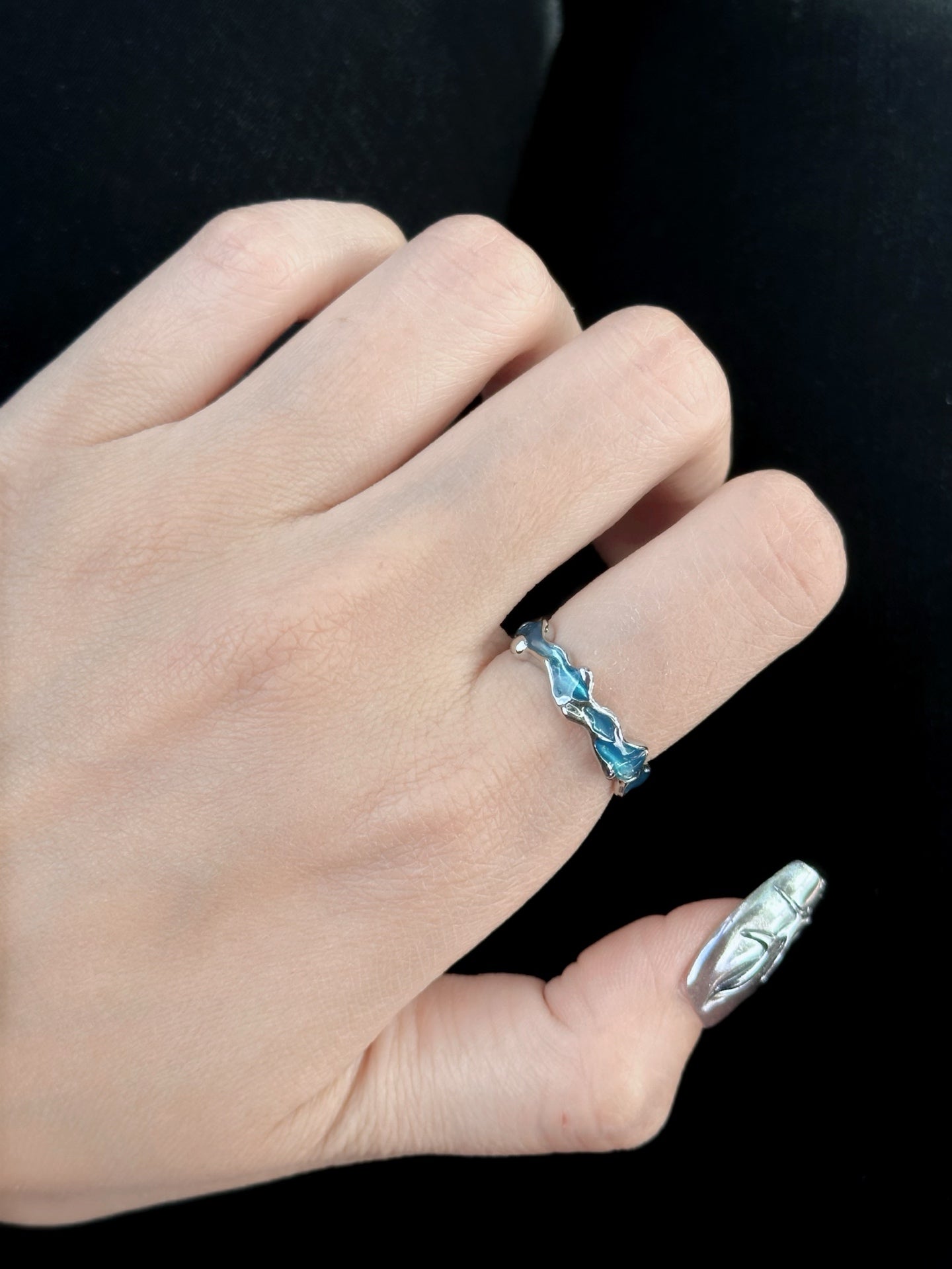ASLOP TREASURE Blue Wave Enamel Ring – detail photo 3