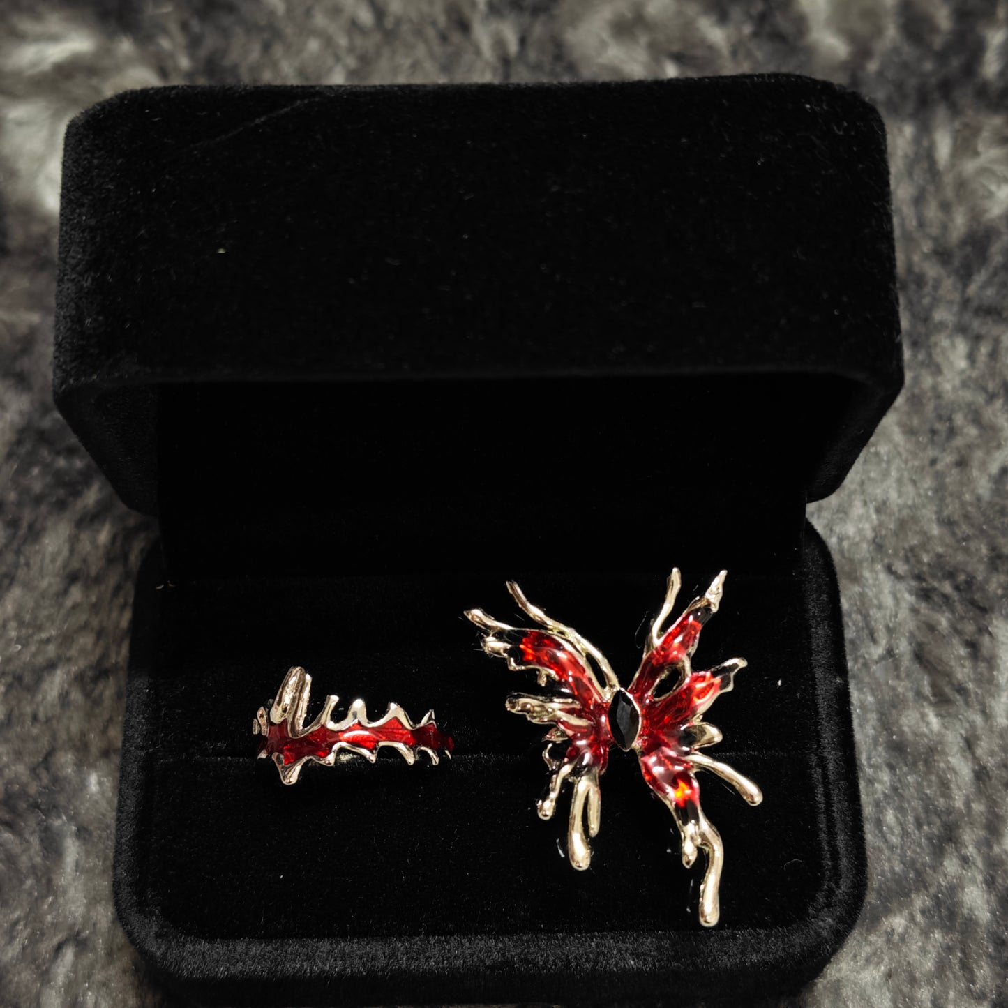 red black butterfly ring silver gothic dark aesthetic