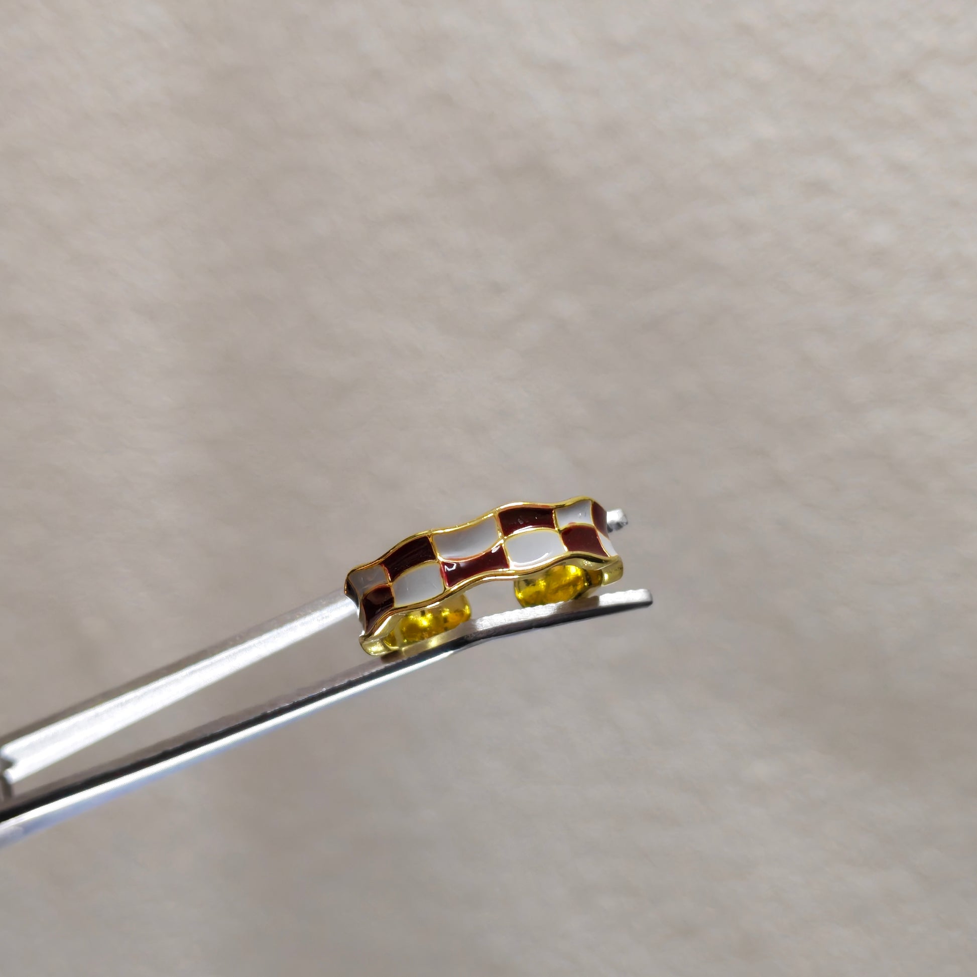 red checker band ring retro alternative style