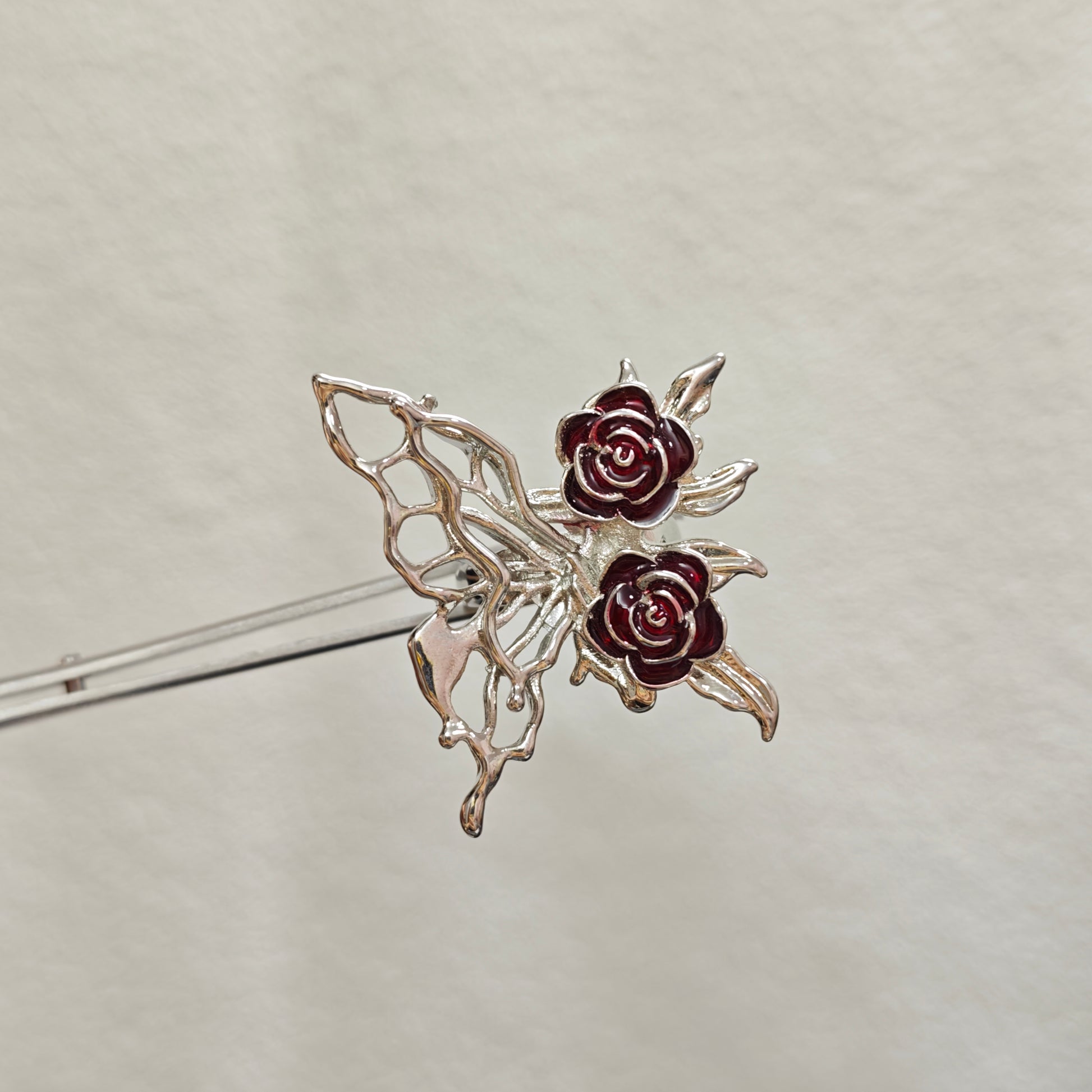 red rose butterfly ring gothic dark style