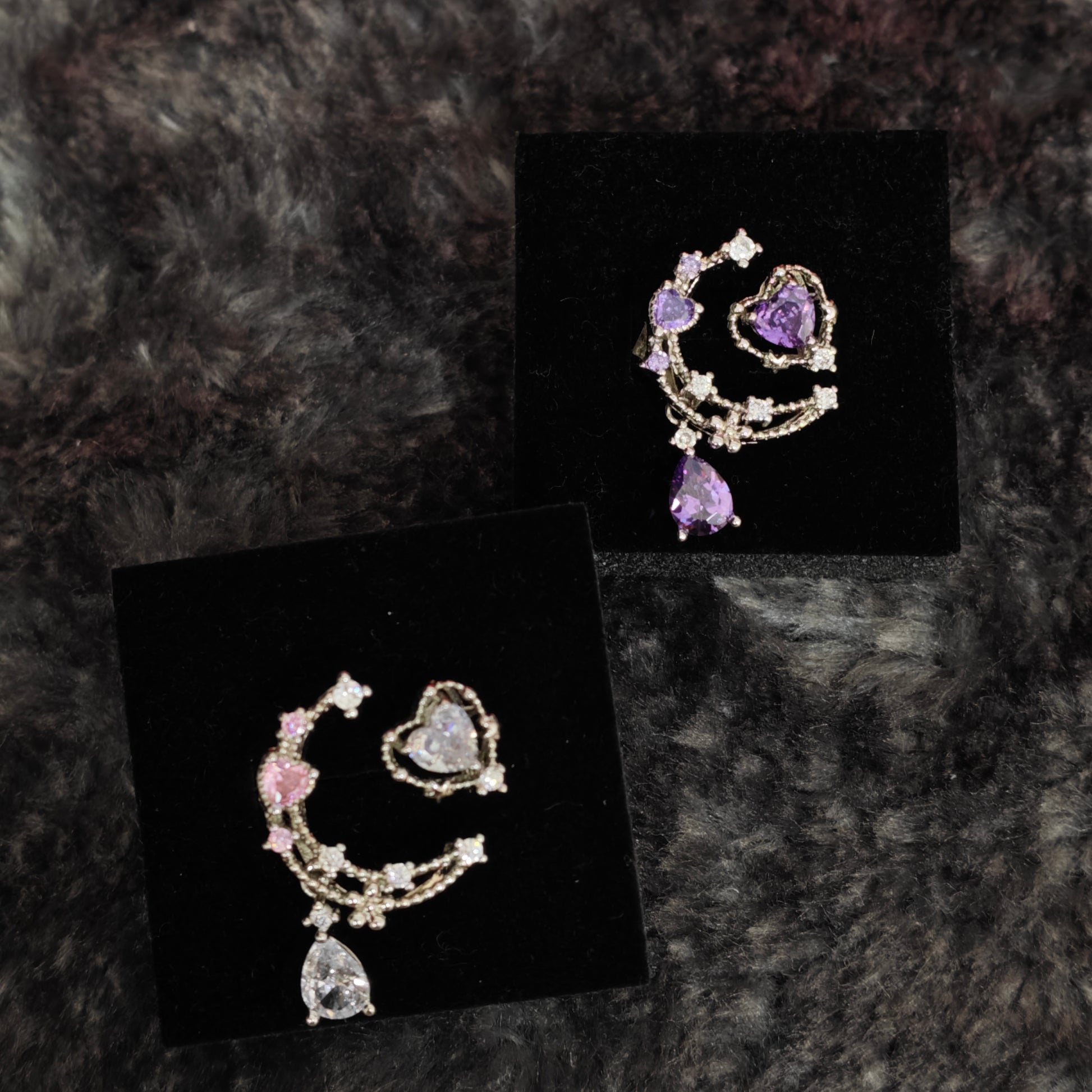 Heart Drop Chain Ring in open Aslop Jewelry white gift box, overhead flat view
