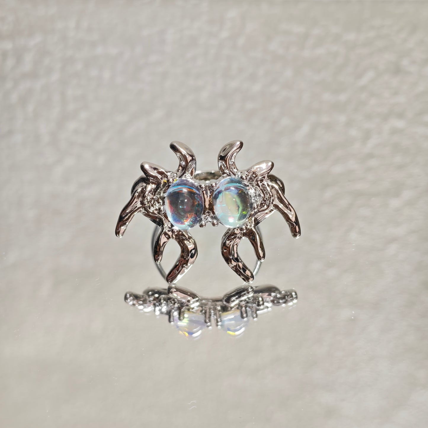 silver creature ring gothic dark aesthetic