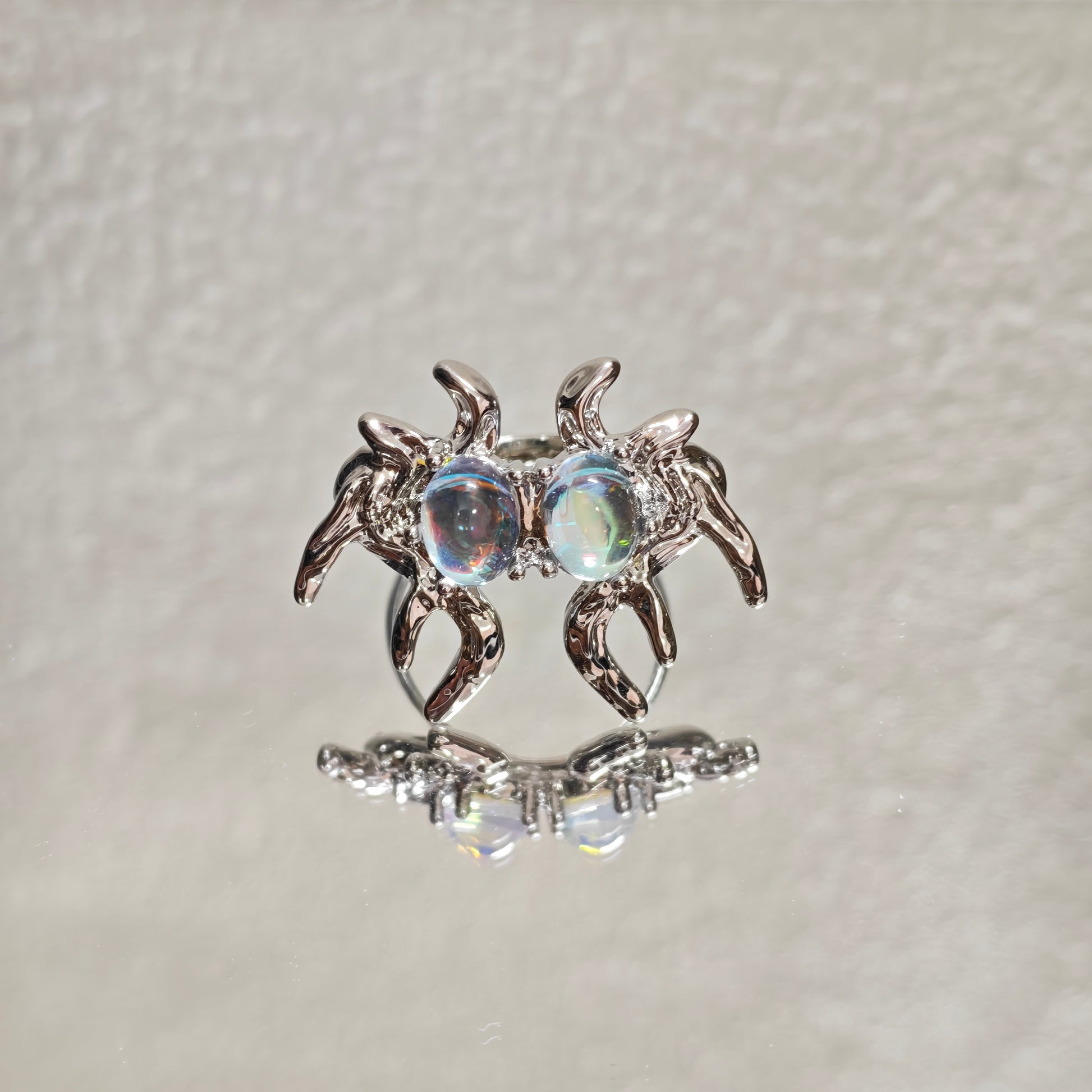 silver creature ring gothic dark aesthetic